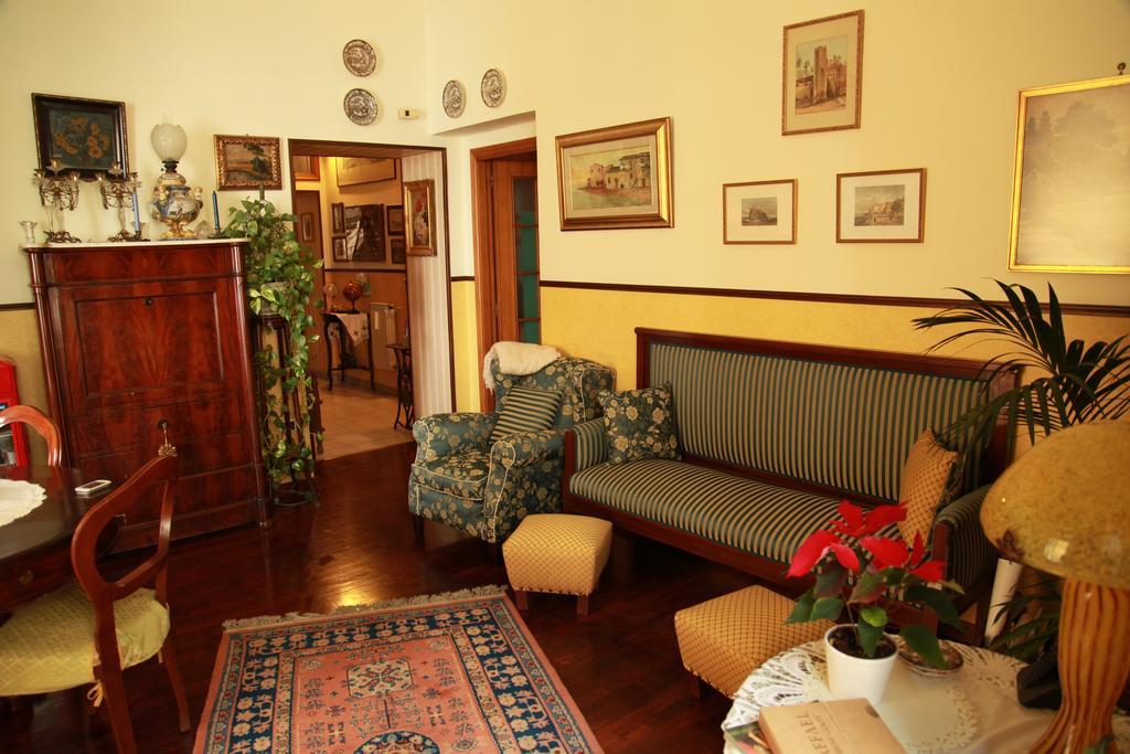 Bed And Breakfast Latomare Naples Exterior photo